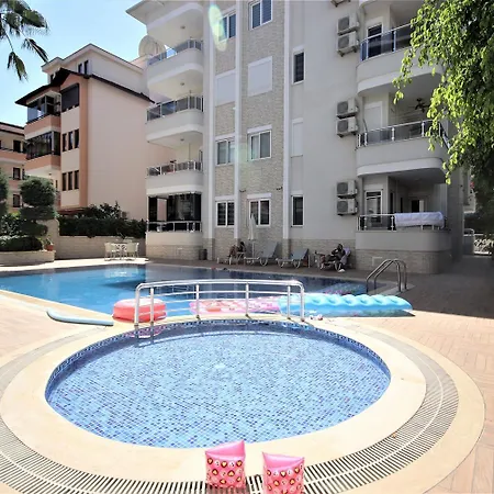 11 Beachside In Oba, 2 Min Walk To The Sea 公寓
