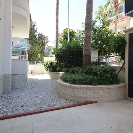 11 Beachside In Oba, 2 Min Walk To The Sea * 阿拉尼亚