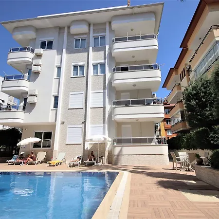 Апартаменты 11 Beachside In Oba, 2 Min Walk To The Sea